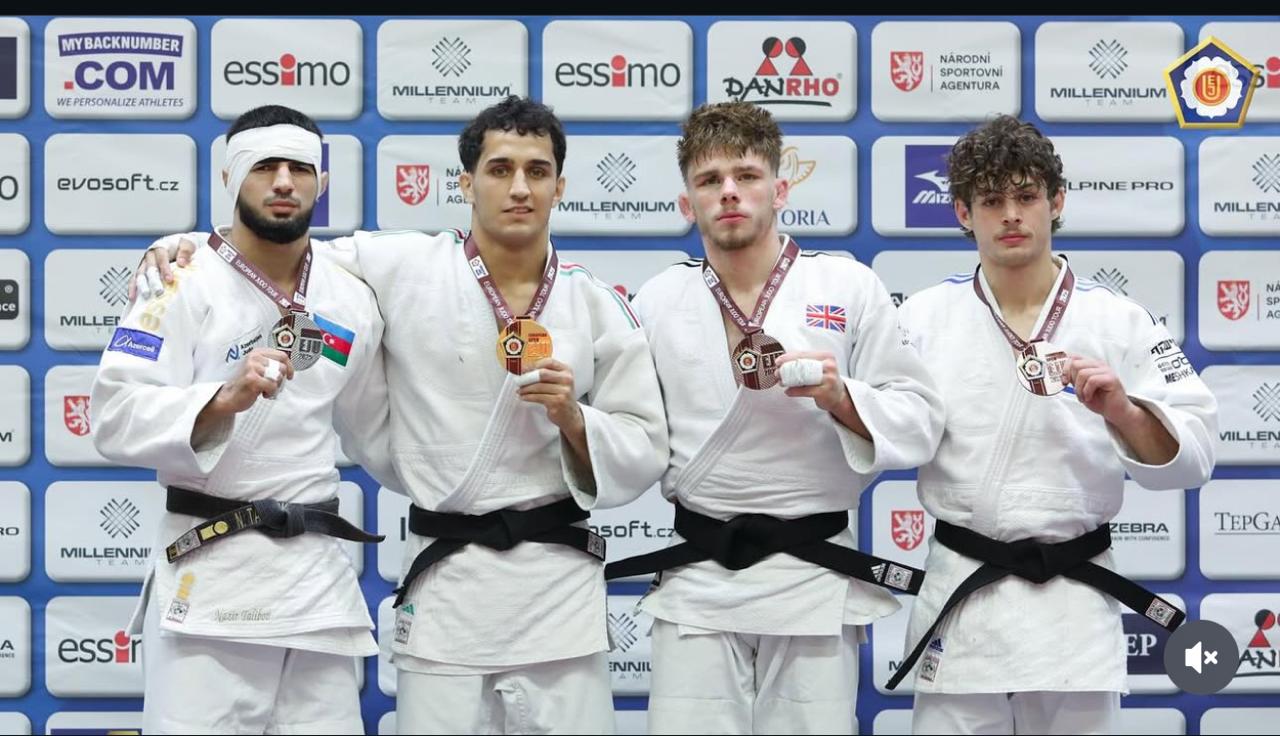 &quot;Judo Club 2012&rdquo;nin cüdoçuları fəxri kürsüdə